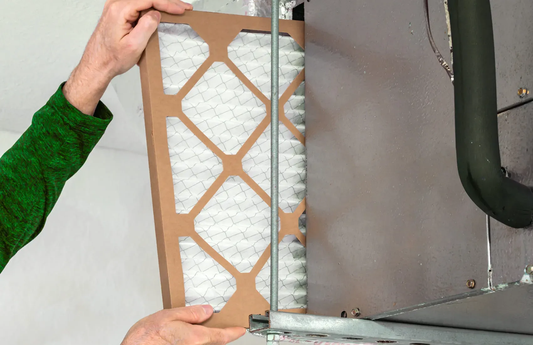 Rapid Response technician performing professional duct cleaning service